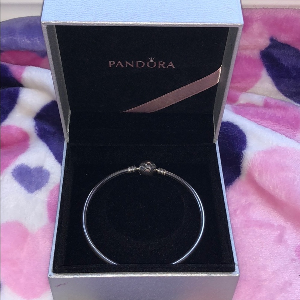 Pandora Bow Bangle